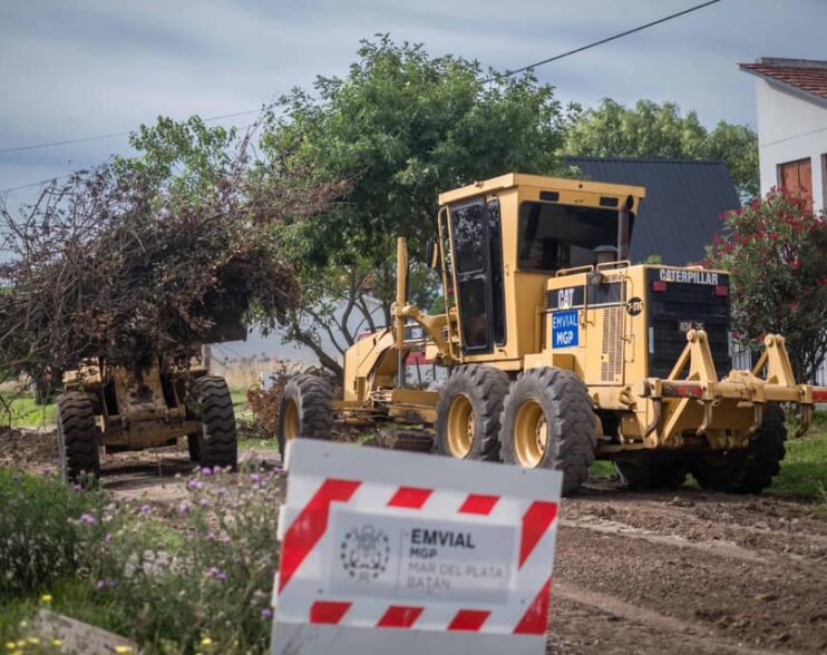 Continúa los trabajos en las calles del barrio Bosque Grande