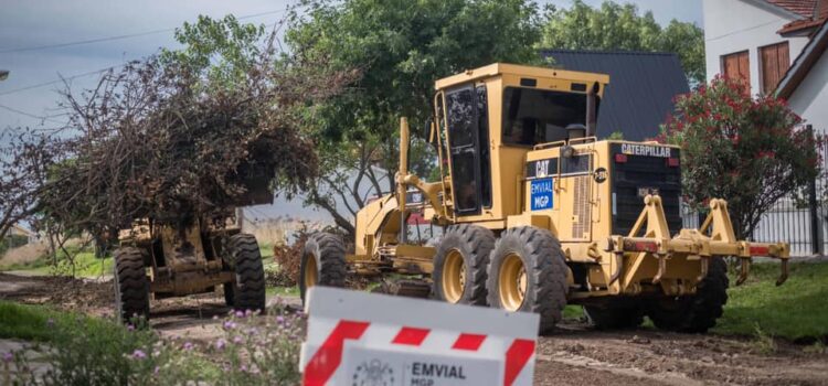 Continúa los trabajos en las calles del barrio Bosque Grande
