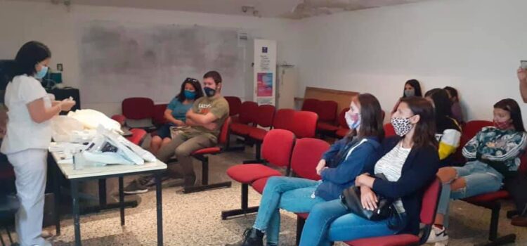 Primer taller para adolescentes, en el Centro de Salud IREMI