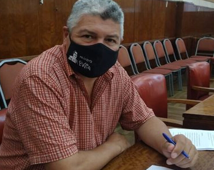 El concejal Gandolfi atribuyó a  Bernabei  “la intención de poner en duda el sistema de vacunación”