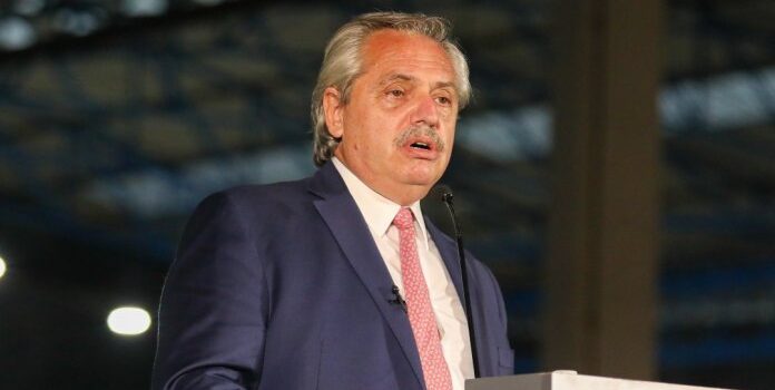 El Presidente cuestionó a quienes judicializan las medidas sanitarias