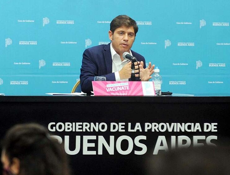 Kicillof adhirió a las medidas tomadas por el Presidente y criticó elípticamente a Larreta