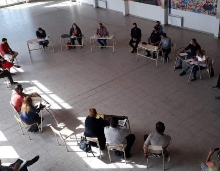 LA COMISION DE SEGURIDAD SESIONO EN LA ESCUELA DE EDUCACION SECUNDARIA N° 31