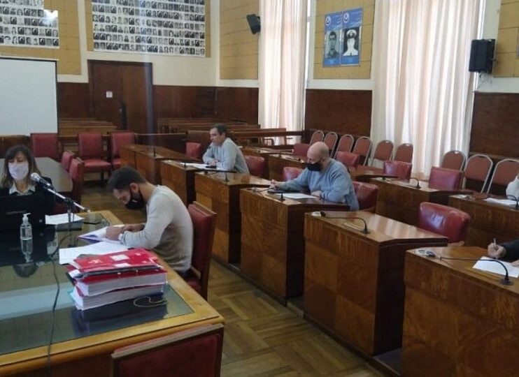 EN MEDIO DE CUESTIONAMIENTOS, AVANZARON LAS RENDICIONES DE CUENTAS DE MONTENEGRO