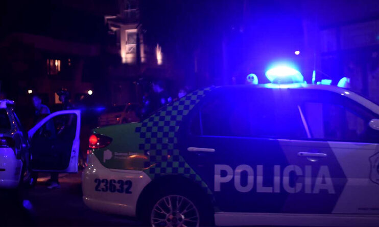 FISTAS CLANDESTINAS,UN EFECTIVO POLICIAL ACECINADO
