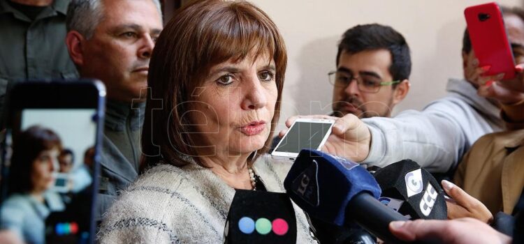 Confirman la denuncia contra Bullrich por “difamación” y continúan los repudios