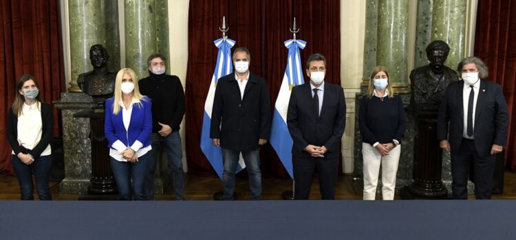 Tarifas:presentaron un proyecto que beneficia a más de 3 millones de personas