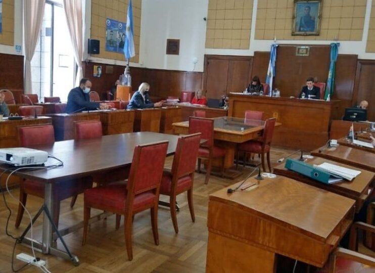 El Concejo aprobó el pedido para que se modifique el DNU presidencial