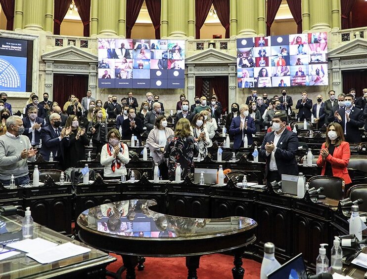El Frente de Todos busca sancionar el proyecto sobre Emergencia Covid