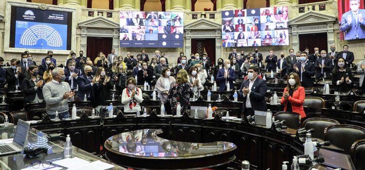 El Frente de Todos busca sancionar el proyecto sobre Emergencia Covid