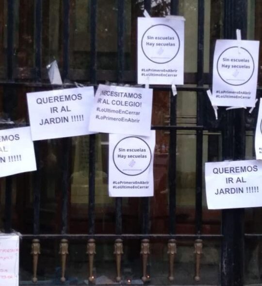 Otro colegio privado presiona por la vuelta a las clases presenciales
