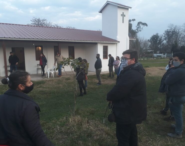 ROBERTO CHUCHO PAEZ DIALOGO CON VECINOS DE LA TRINIDAD Y BARRIOS DE LA ZONA NORTE DE LA CIUDAD