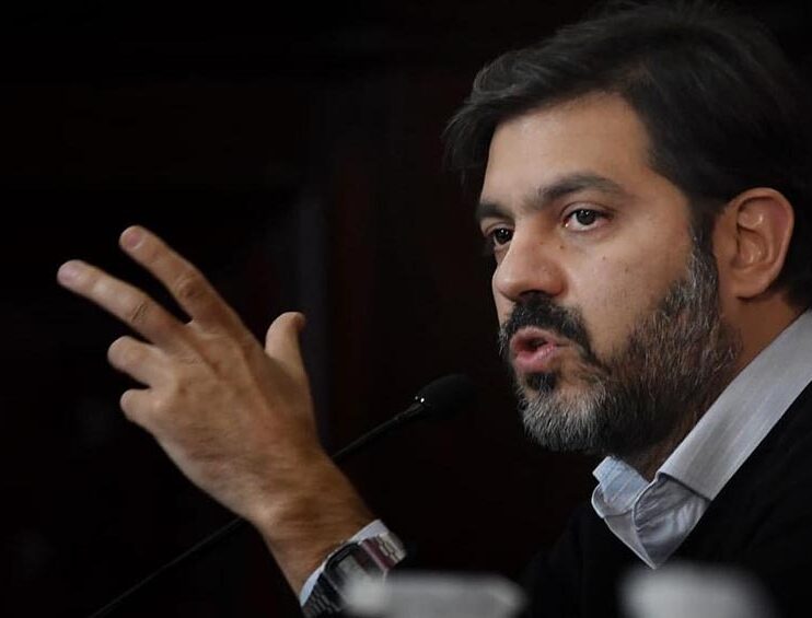 Carlos Bianco: “Vidal, Santilli, Manes, Larreta y Macri son lo mismo”