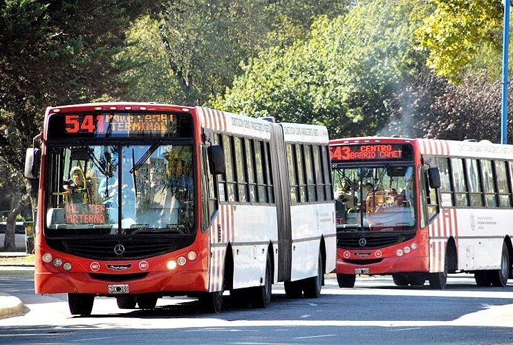 A partir de este lunes, no habrá límite de ocupación en el transporte público