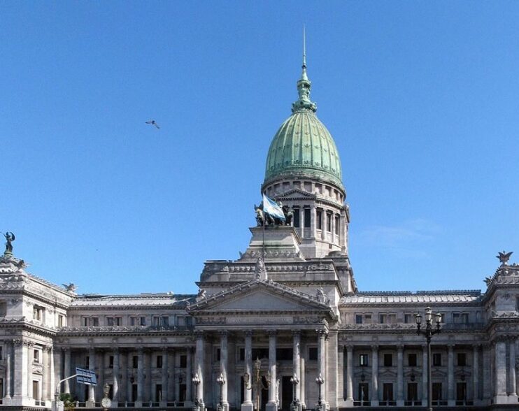 Se achicó la distancia en PBA y JxC ganó por un 8% en el país