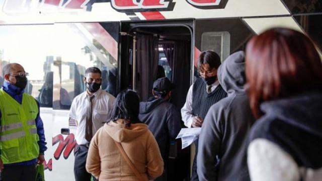 Se implementará el pase sanitario en el transporte en la provincia de Buenos Aires