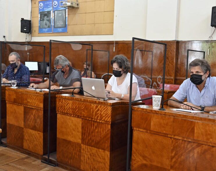 El conflicto por las Fotomultas se tratará en sesión extraordinaria este lunes.