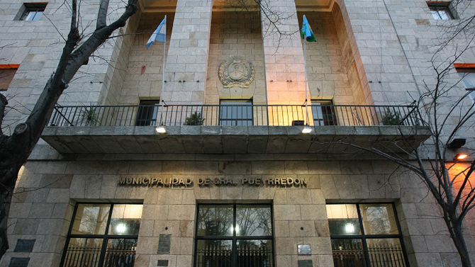 La planta de funcionarios políticos de Montenegro está sobrepoblada