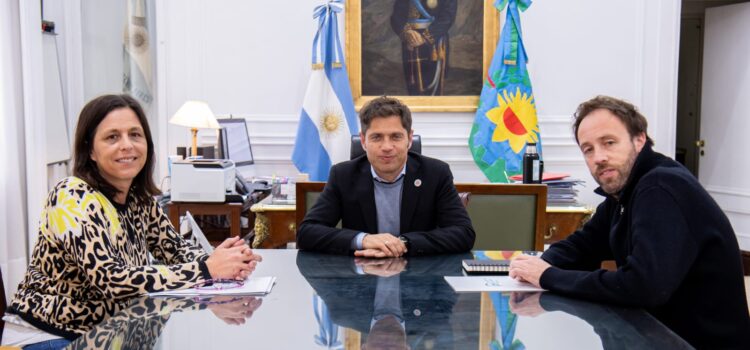 Kicillof anunció un bono y aumentos en jubilaciones y pensiones