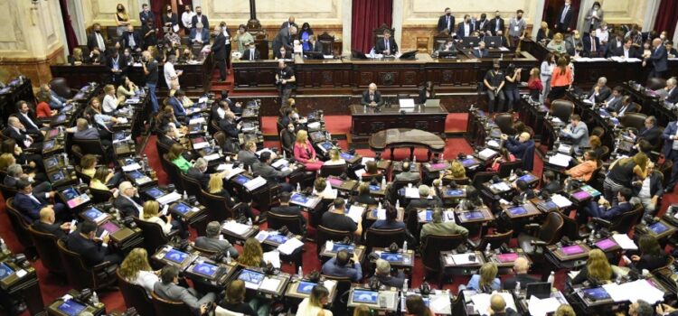 HIV, cáñamo industrial e incentivo a la construcción, los tres proyectos que trata Diputados