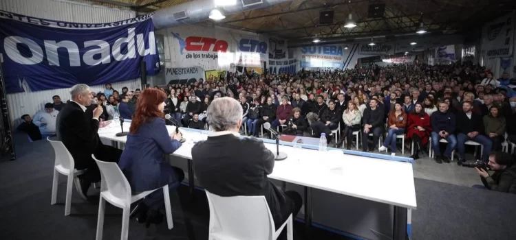 CRISTINA : SI EVITA LOS VIERA