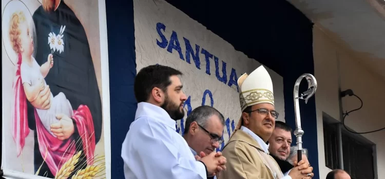 El obispo pidió en San Cayetano “privilegiar siempre a los más desprotegidos