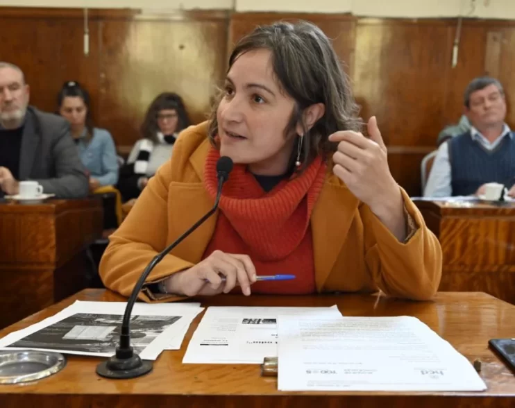 Para el bloque del Frente de Todos ,”el repudio debe ser total