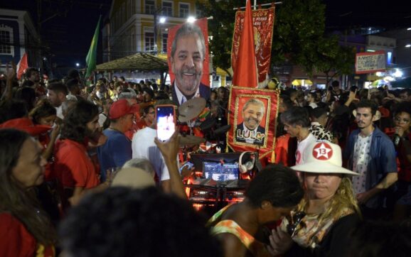 Lula ganó por más de 5 puntos e irá a segunda vuelta con Bolsonaro