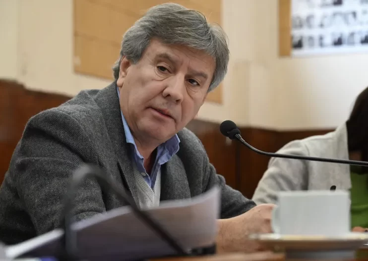 Piden informes sobre la paralización de las obras del Hospital de Batán