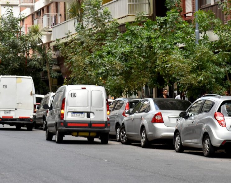 Estacionamiento Medido: presentan proyecto para que los fondos se destinen al arreglo de calles