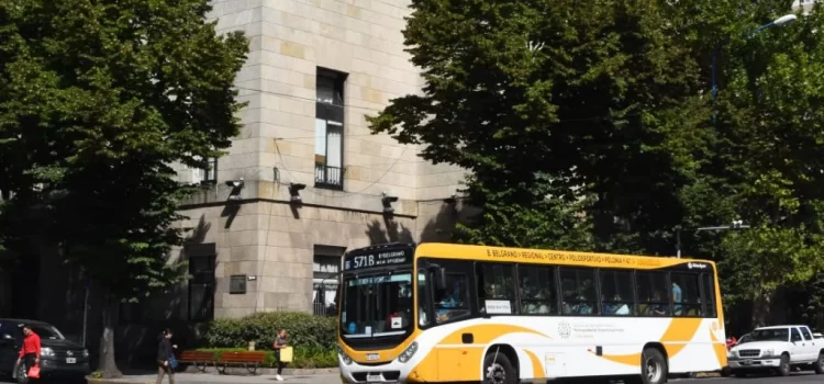 Ceden facultades para que el Ejecutivo fije el valor del boleto