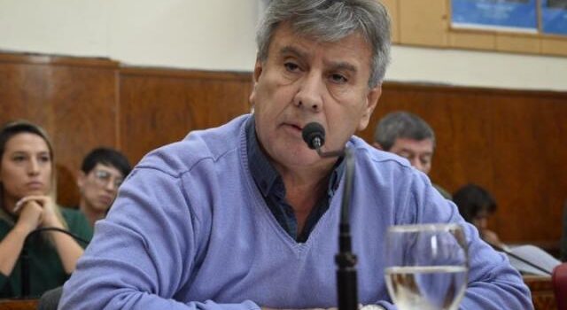 El concejal Páez repudió dichos de Patricia Bullrich y reclamó que echen a funcionarios denunciados por los ediles radicales