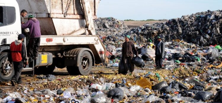 Se presentaron cuatro oferentes para la operatoria del basural